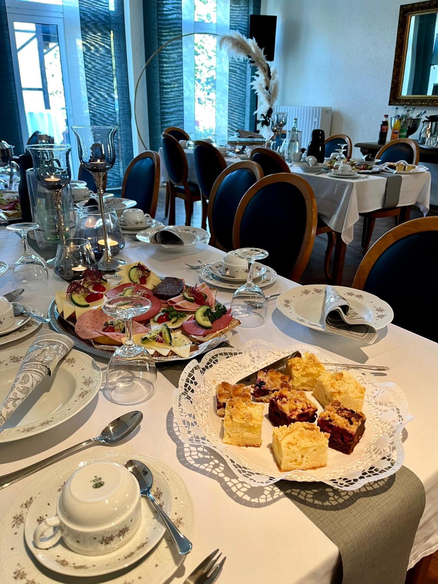 Hotel Zu Den Linden Wachtberg Εξωτερικό φωτογραφία