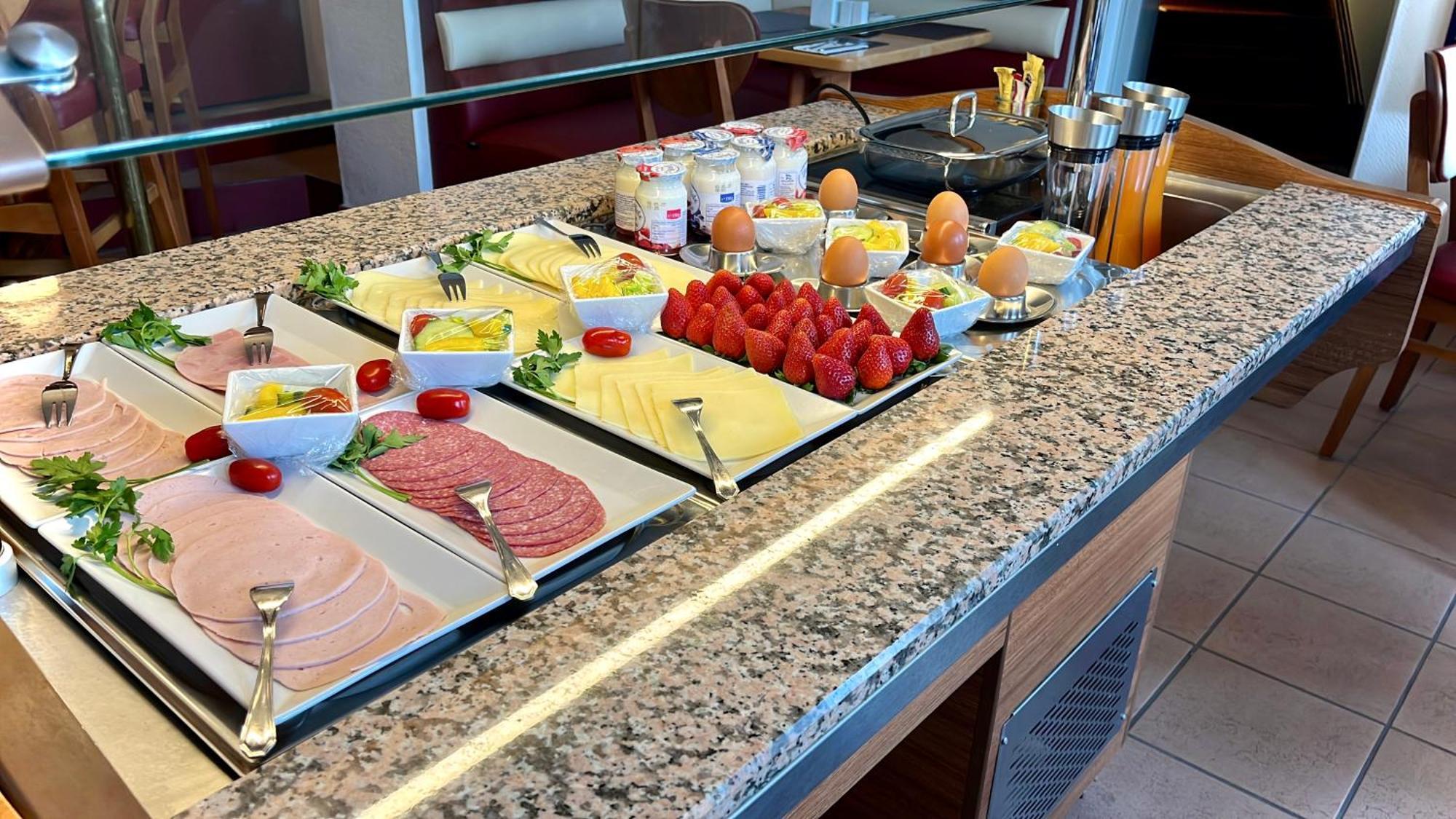 Hotel Zu Den Linden Wachtberg Εξωτερικό φωτογραφία